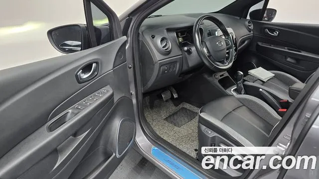 Renault-KoreaSamsung Captur 2018 thumb 10