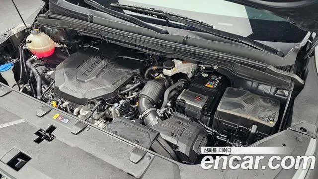 Kia Carnival 2023 thumb 6