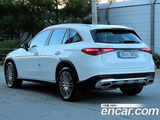 Mercedes-Benz GLC 2026 thumb 3