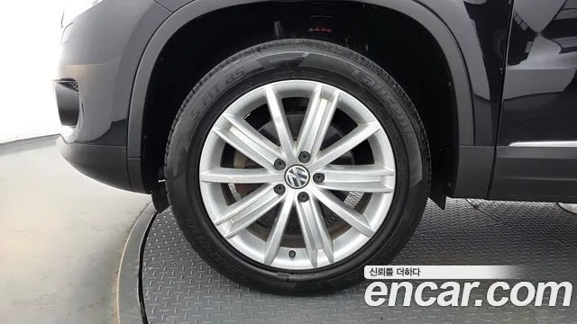 Volkswagen Tiguan 2013 thumb 5