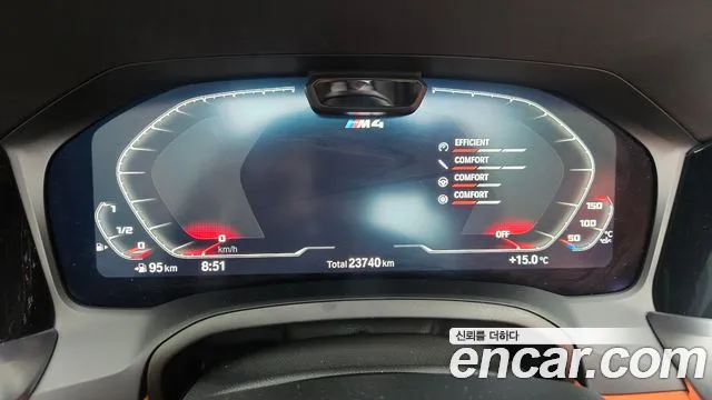 BMW M4 2022 thumb 8