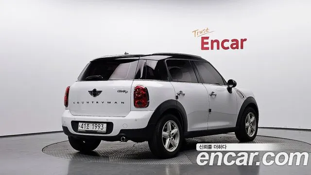 MINI Countryman 2012 thumb 2
