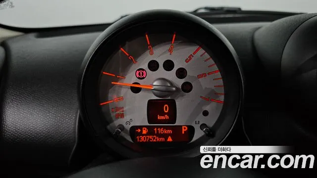 MINI Countryman 2012 thumb 8