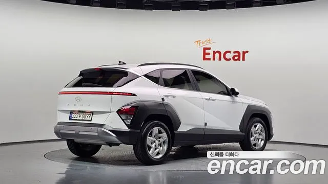 Hyundai Kona 2023 thumb 2