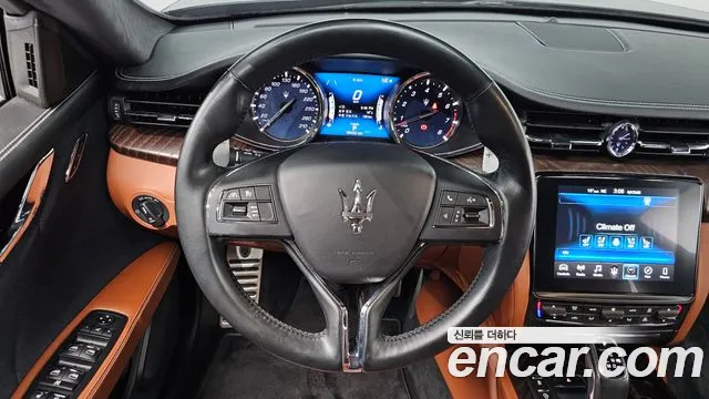 Maserati Quattroporte 2019 thumb 12