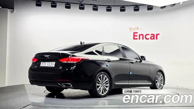 Genesis G80 2016 thumb 2