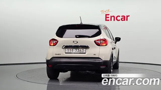 Renault-KoreaSamsung Captur 2015 thumb 3