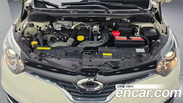 Renault-KoreaSamsung Captur 2015 thumb 5