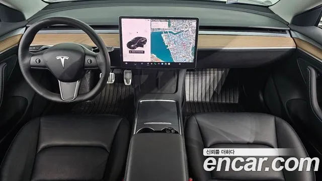 Tesla Model 3 2022 thumb 7