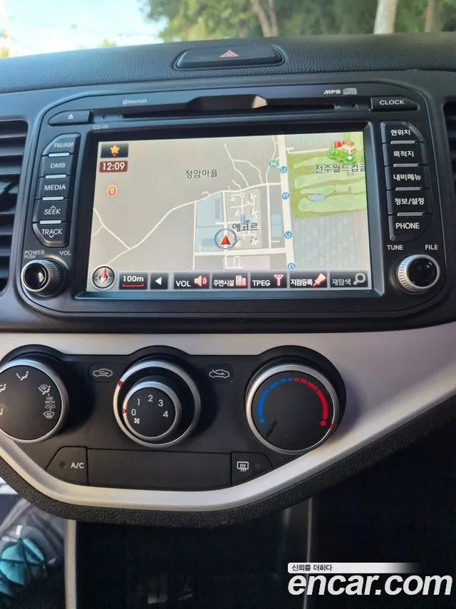 Kia Morning 2014 thumb 10