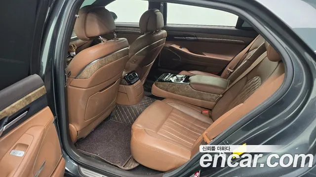 Genesis G90 2019 thumb 12