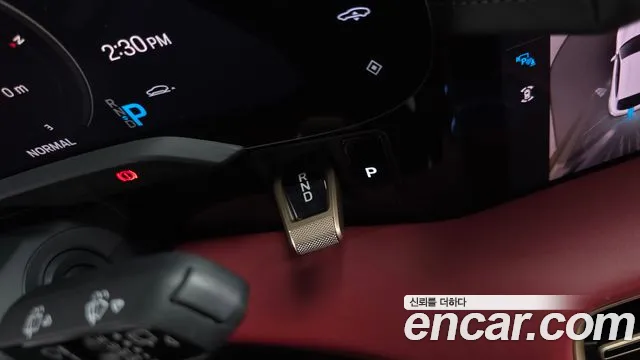 Porsche Taycan 2024 thumb 8