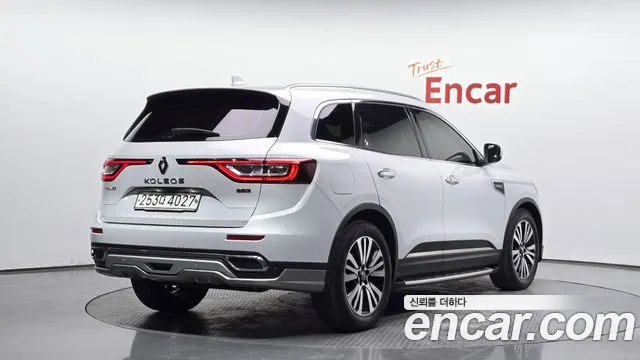 Renault-KoreaSamsung Koleos 2019 thumb 2