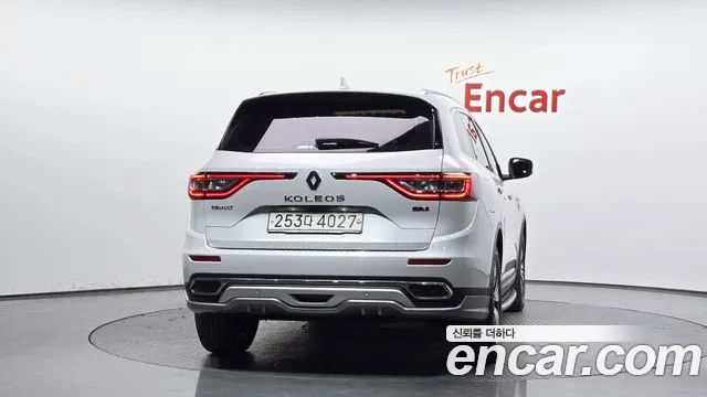 Renault-KoreaSamsung Koleos 2019 thumb 4
