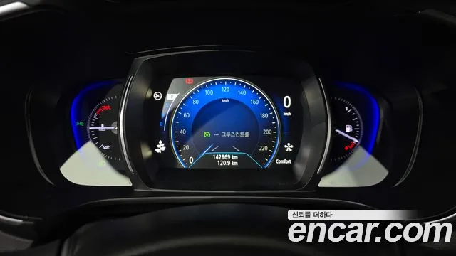 Renault-KoreaSamsung Koleos 2019 thumb 8
