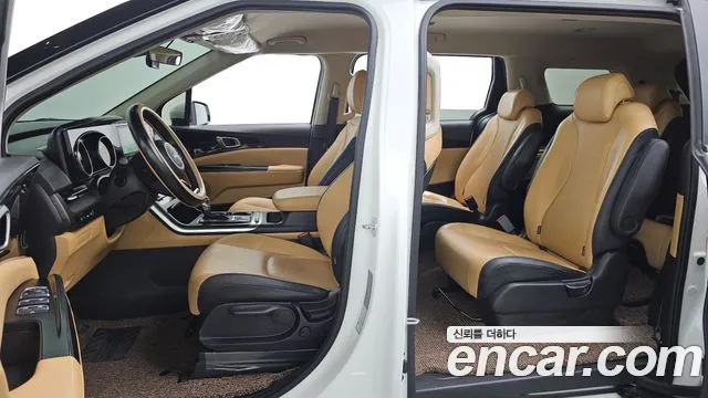 Kia Carnival 2023 thumb 11