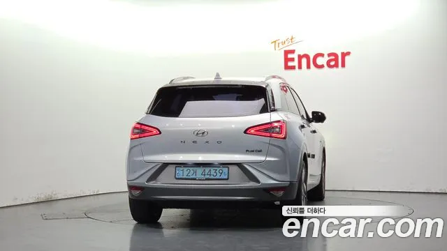 Hyundai Nexo 2018 thumb 3