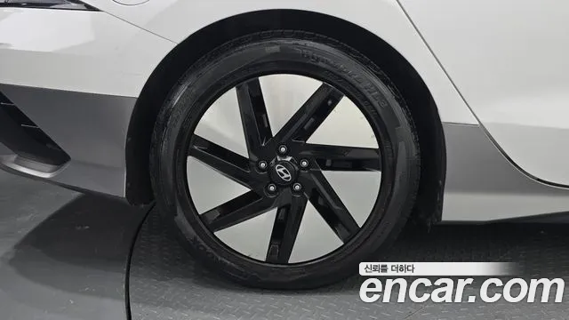 Hyundai IONIQ 6 2022 thumb 5