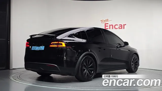 Tesla Model X 2023 thumb 2