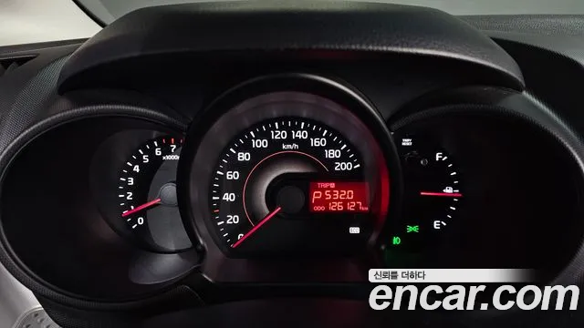 Kia Ray 2015 thumb 8