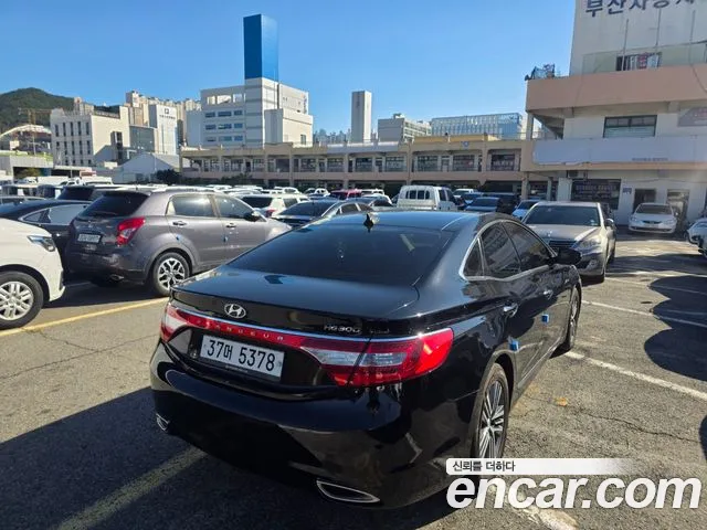 Hyundai Grandeur 2013 thumb 2
