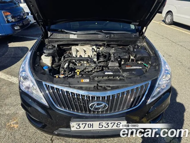 Hyundai Grandeur 2013 thumb 6