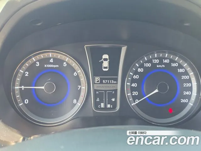 Hyundai Grandeur 2013 thumb 8