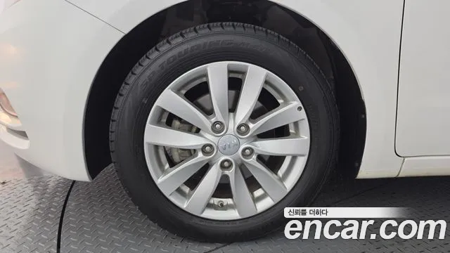 Kia K3 2015 thumb 5