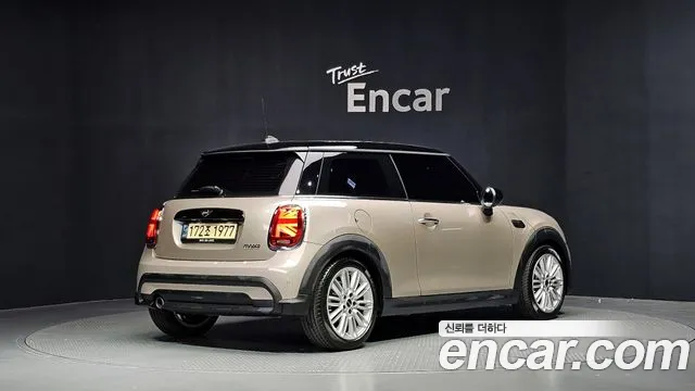 MINI Hatch 2022 thumb 2