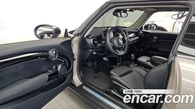 MINI Hatch 2022 thumb 10