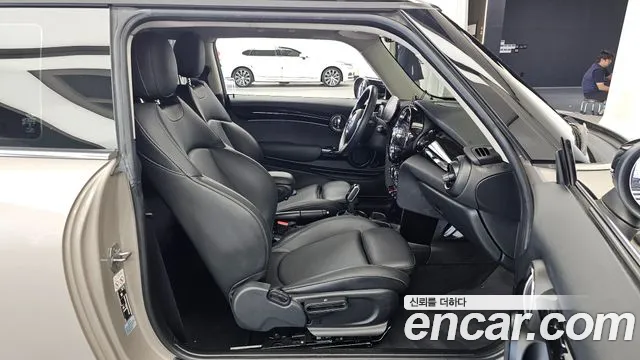 MINI Hatch 2022 thumb 11