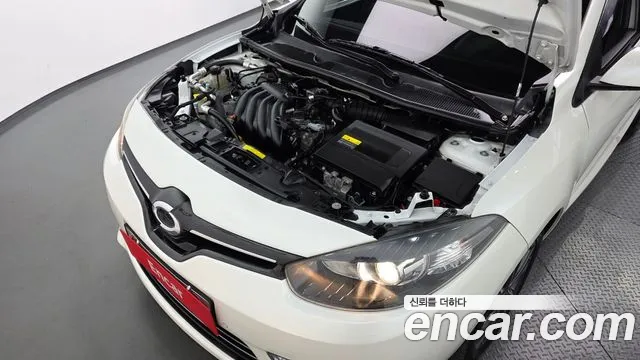 Renault-KoreaSamsung Fluence 2015 thumb 6