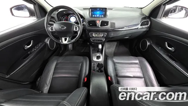 Renault-KoreaSamsung Fluence 2015 thumb 7