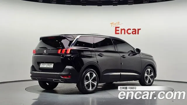 Peugeot 5008 2018 thumb 2
