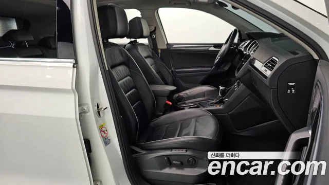 Volkswagen Tiguan 2019 thumb 11