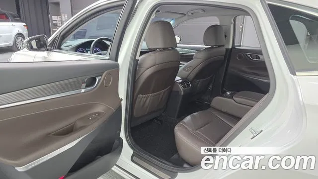 Hyundai Grandeur 2017 thumb 11