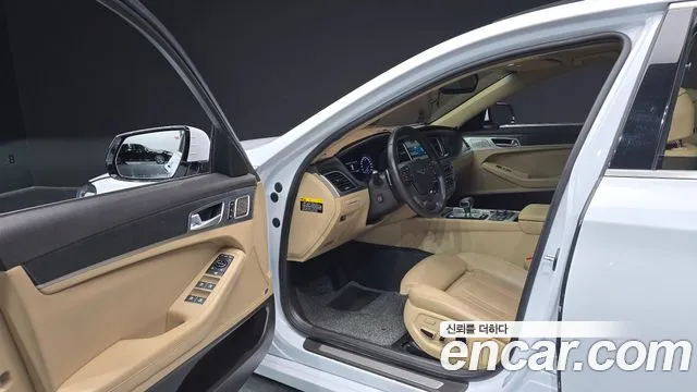 Genesis G80 2016 thumb 10