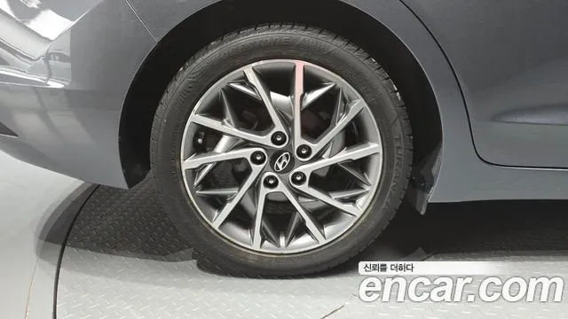 Hyundai Avante 2018 thumb 4