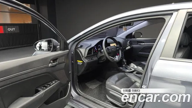 Hyundai Avante 2018 thumb 9