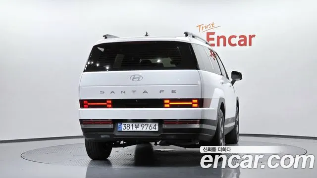 Hyundai Santa Fe 2024 thumb 3