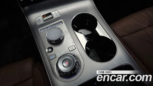 Genesis GV70 2026 thumb 8