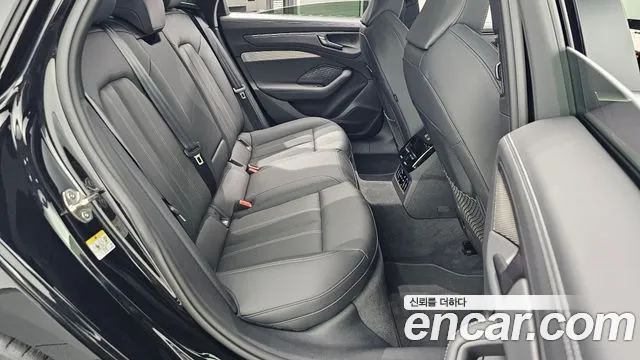 Audi A6 2026 thumb 12