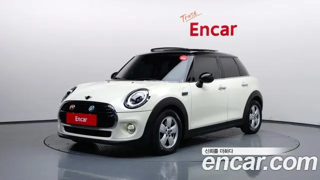 MINI Hatch 2019 thumb 11