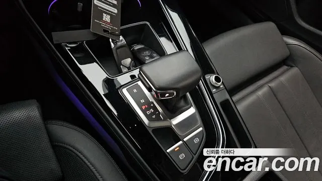 Audi A4 2022 thumb 9
