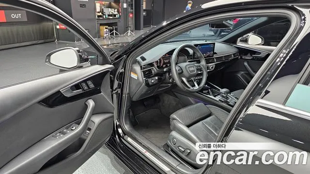 Audi A4 2022 thumb 10