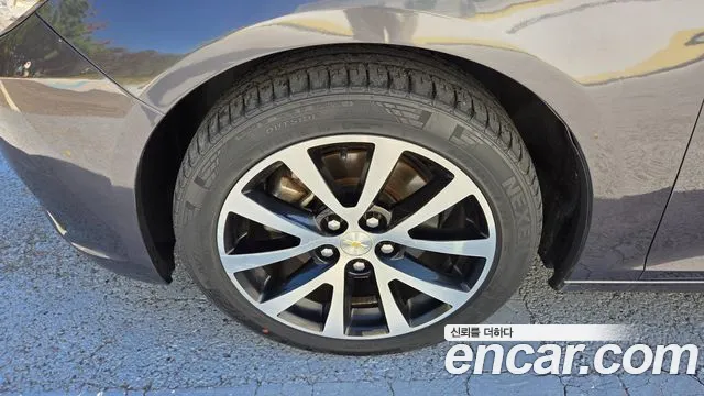 ChevroletGMDaewoo Malibu 2015 thumb 5