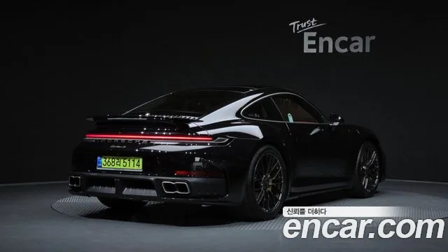 Porsche 911 2026 thumb 2