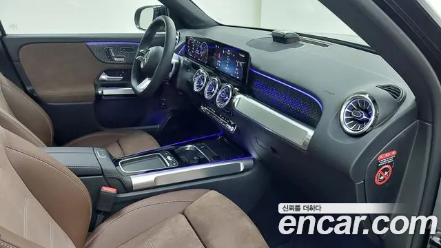 Mercedes-Benz GLB 2025 thumb 9