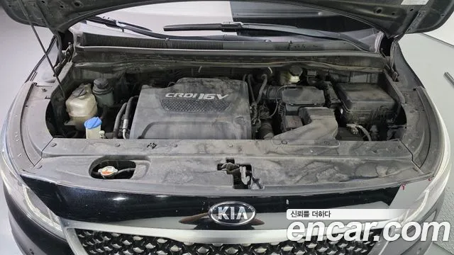 Kia Carnival 2018 thumb 6