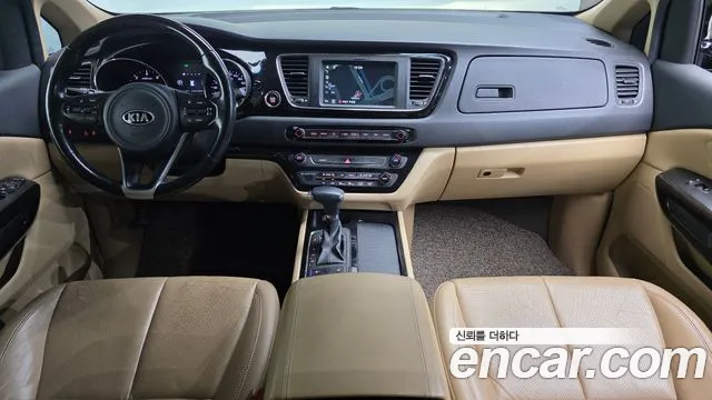 Kia Carnival 2018 thumb 7